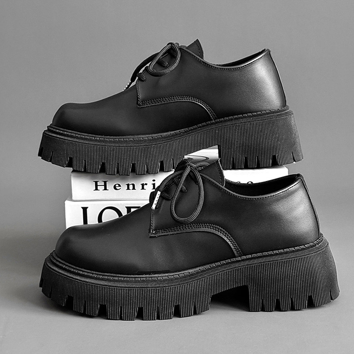 Men's Artistic Derby Shoes | with Chunky Lug Sole & Brushstroke Detail