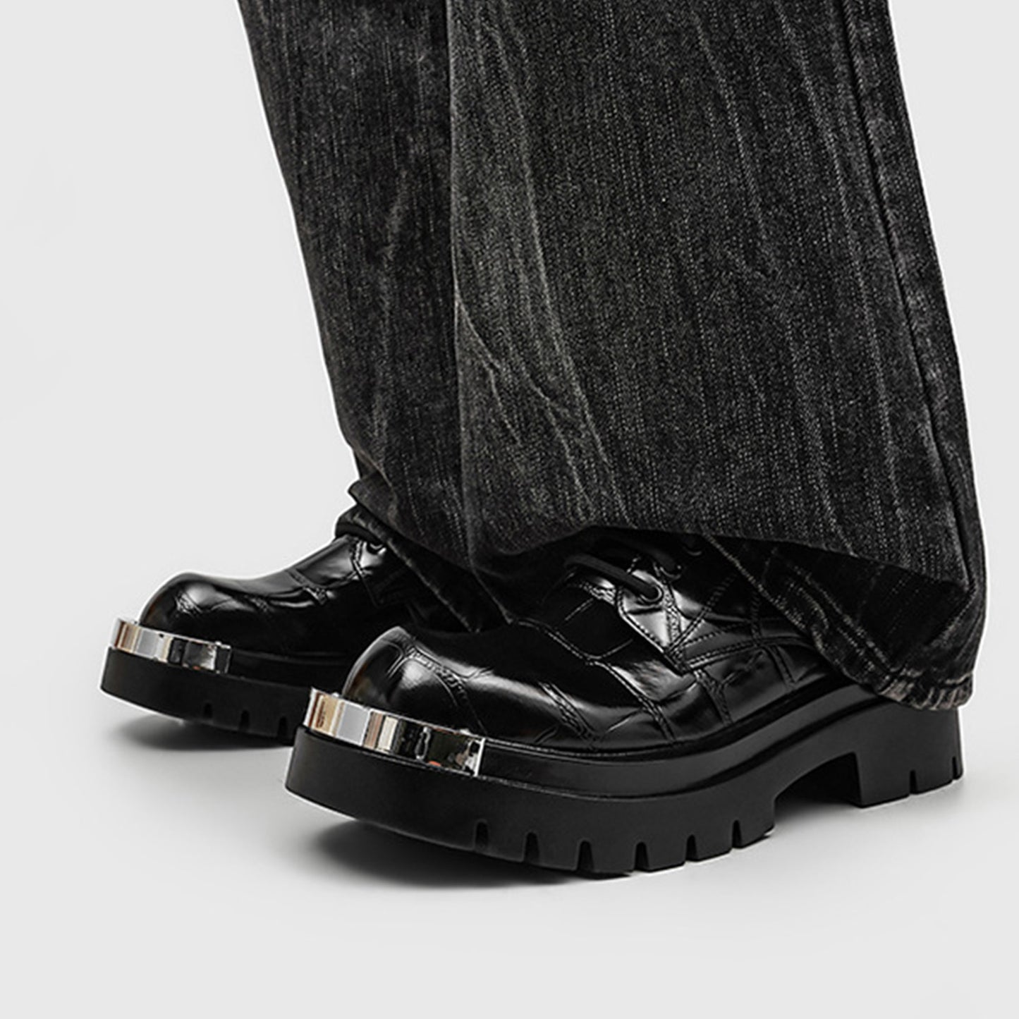 Men's Derby Shoes - Textured Uppers Metal Accents & Rugged Soles