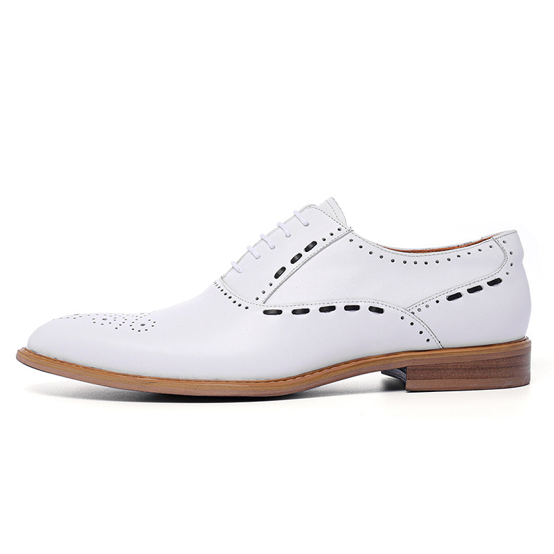 Men’s White Wingtip Oxford Shoes Classic Brogue Elegance