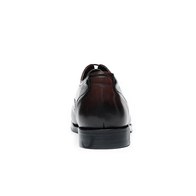 Men's Oxford Shoes - Polished Leather & Secure Lace Design
