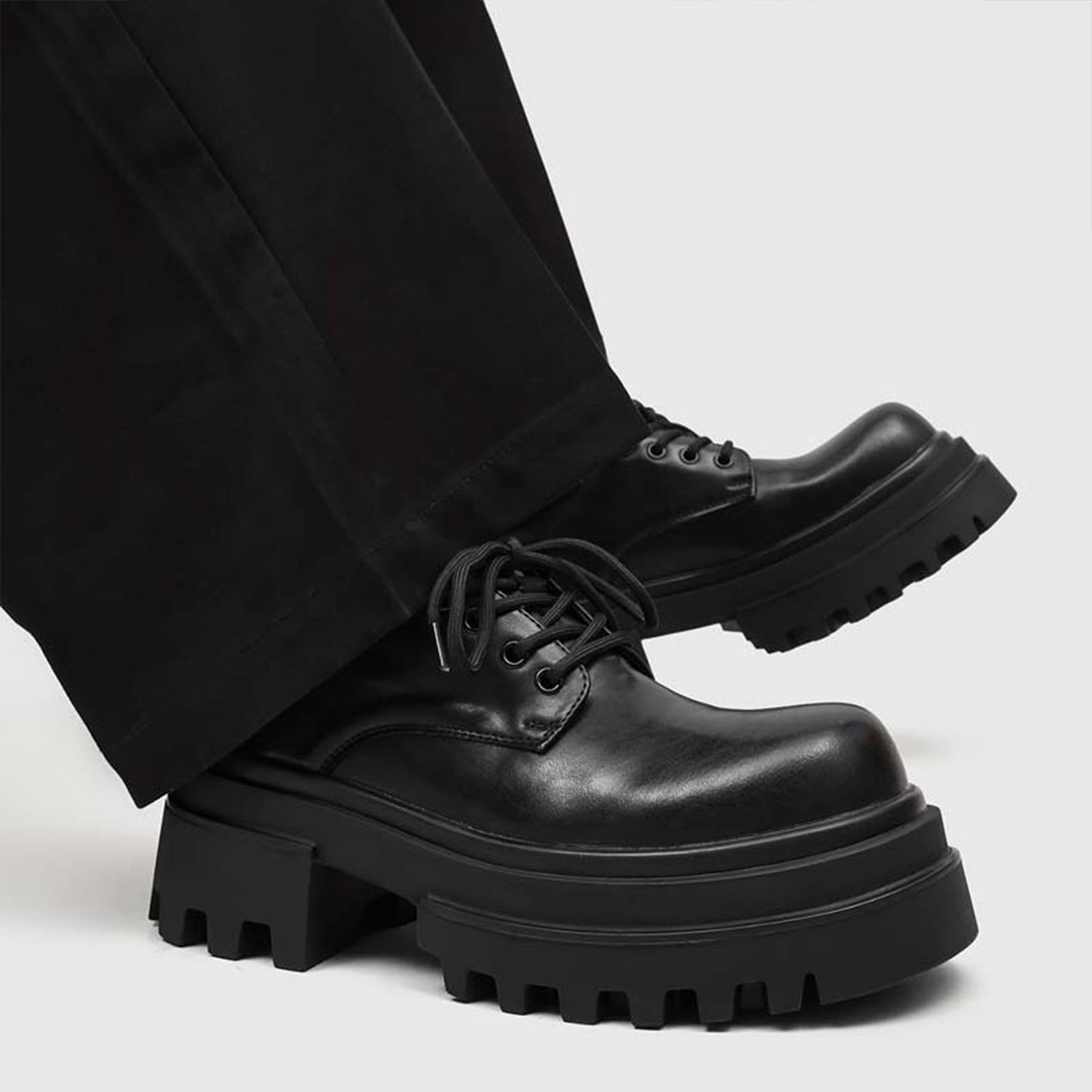 Men‘s Derby Shoes with Architectural Chunky Sole for Men