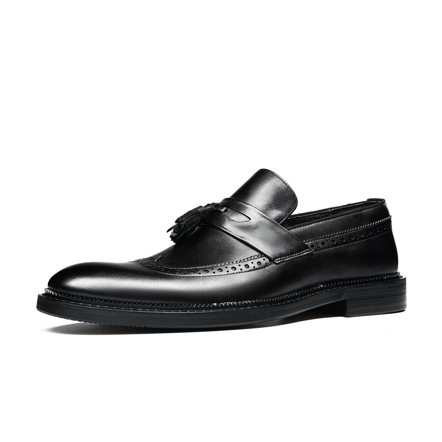 Artisan-Carved Men's Loafers: Intricate Brogue Artistry & Effortless Sophistication