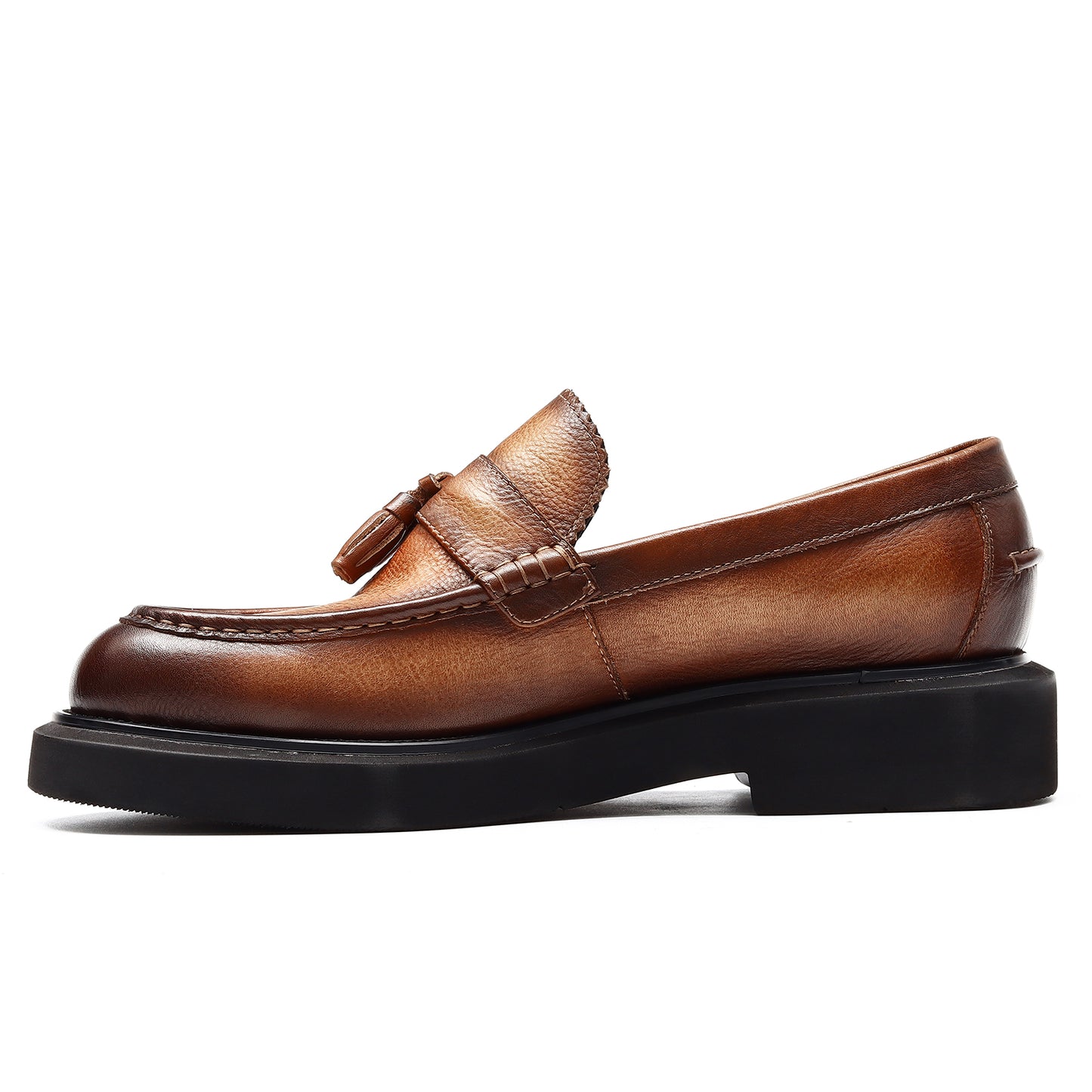 Mocasines de piel de becerro con punta grande y brillo