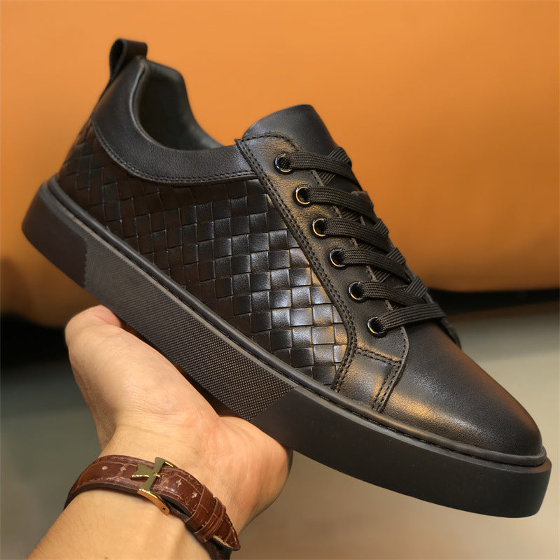 Men's Woven Panel Sneakers: Contrast Sole & Modern Textured Design