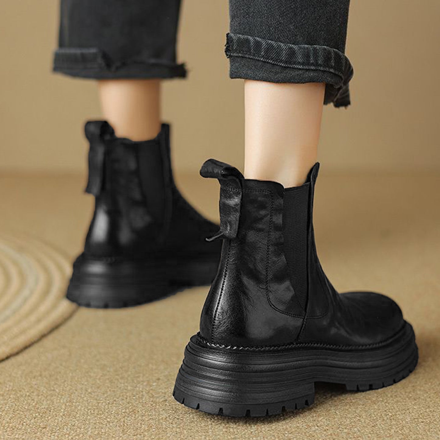 Women's Urban Utility Chelsea Boots: Platform Sole & Streamlined Elastic Panels