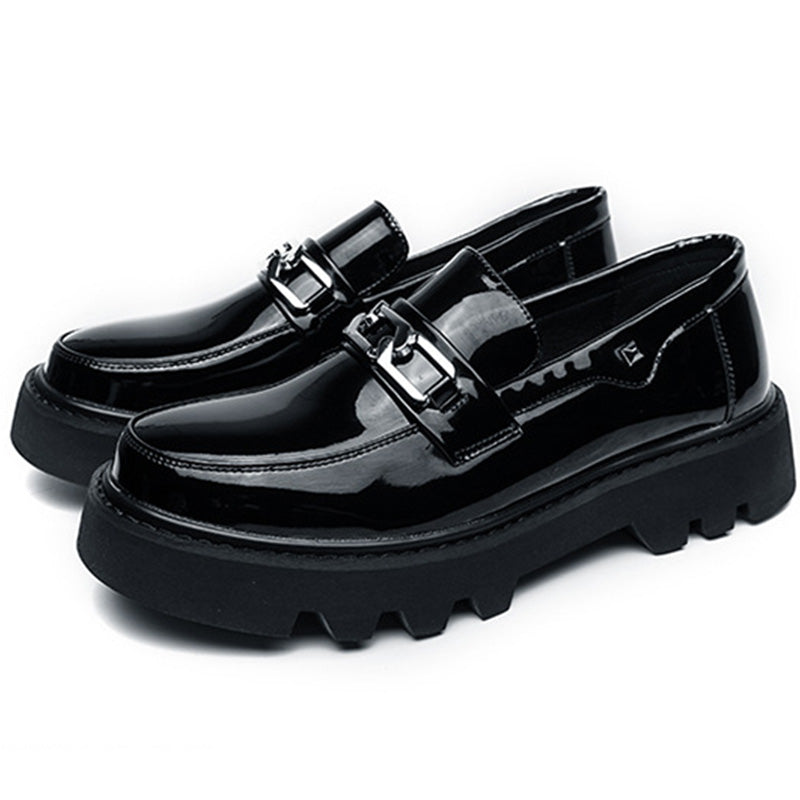 Sculptural Chain Men's Loafers: Architectural Sole & Sleek Silhouette