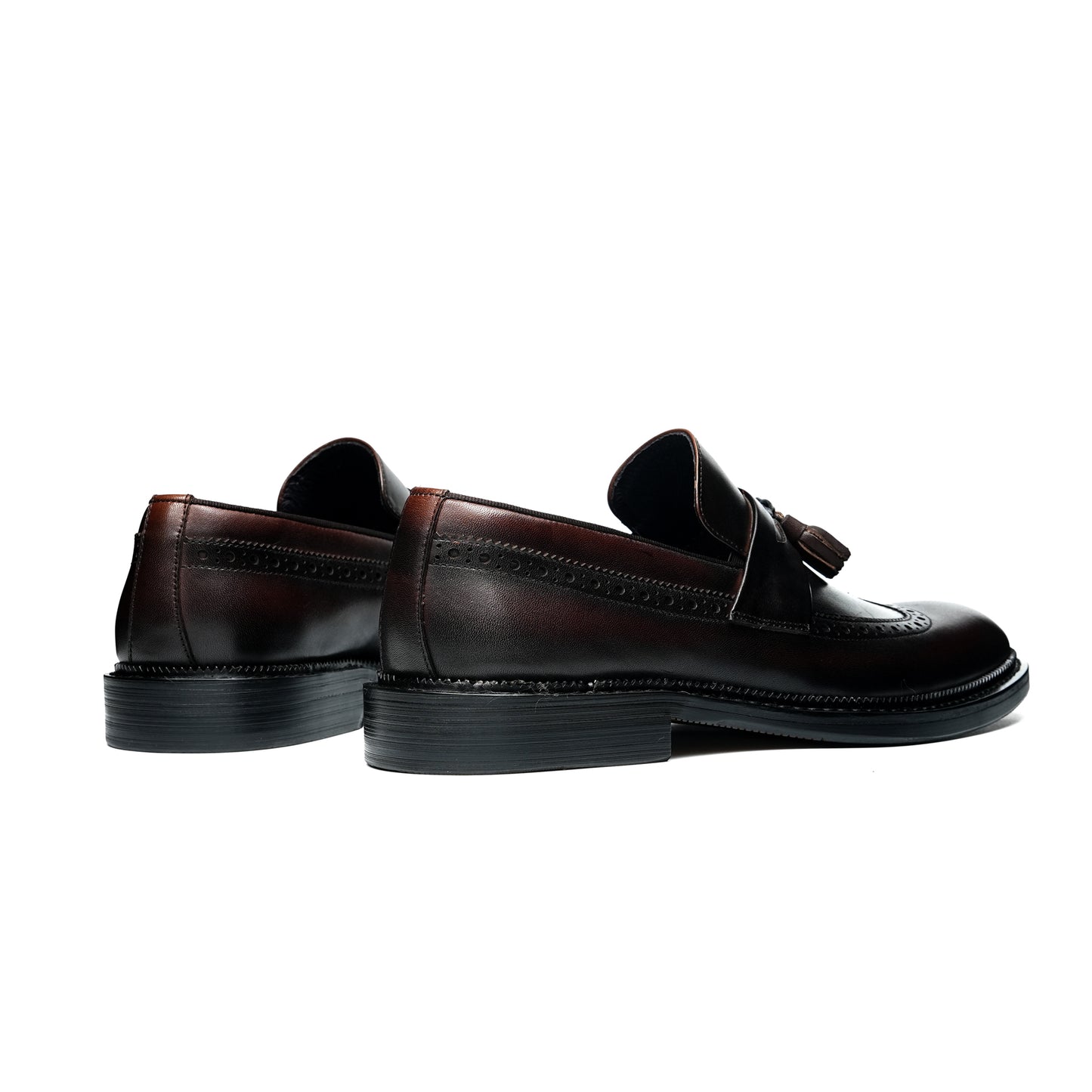 Artisan-Carved Men's Loafers: Intricate Brogue Artistry & Effortless Sophistication