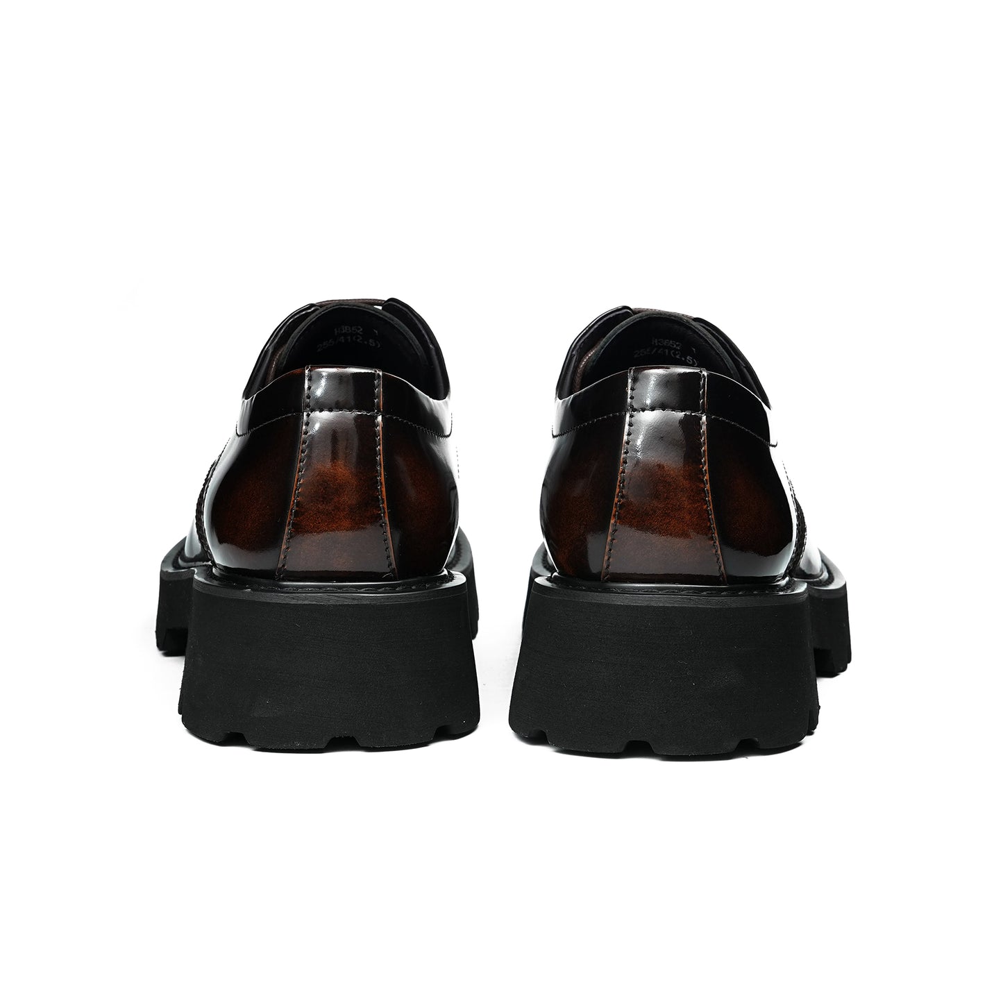 Men's Luminous Brogue Derby Shoes: Artisan Detailing & Timeless Sophistication
