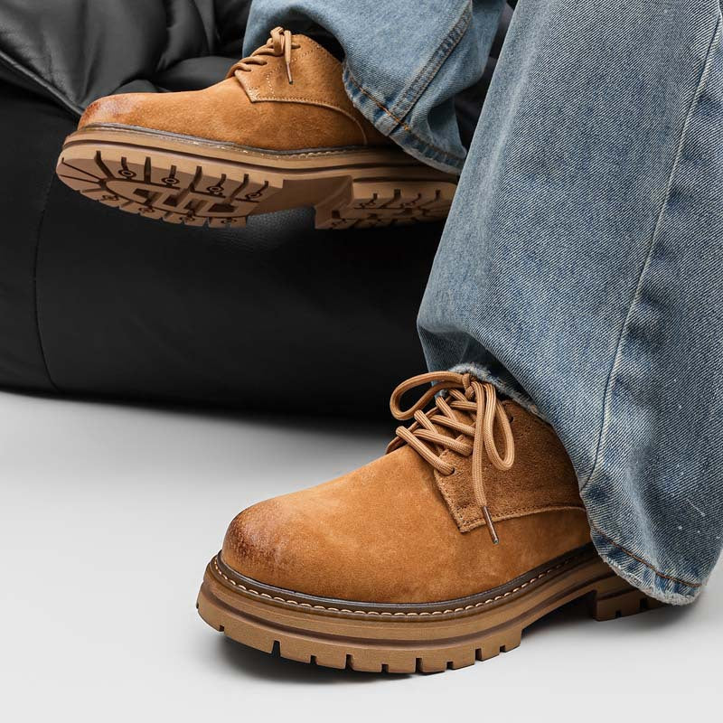 Men's Boots Low-Top: Distressed Toe & Rugged Sole