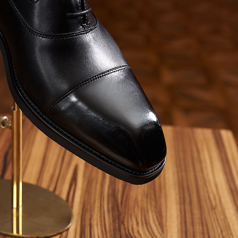Architectural Square-Toe Men's Oxford: Modern Sophistication & Timeless Structure