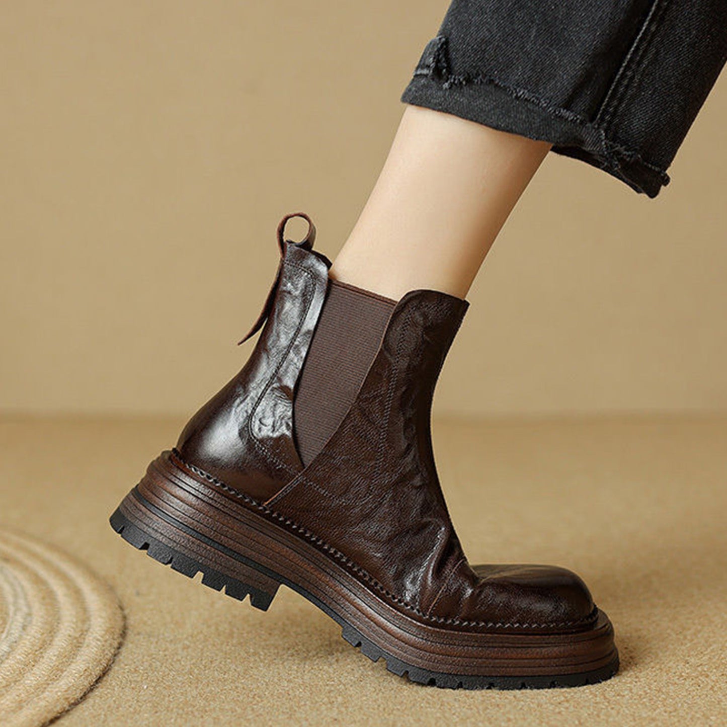 Women's Urban Utility Chelsea Boots: Platform Sole & Streamlined Elastic Panels