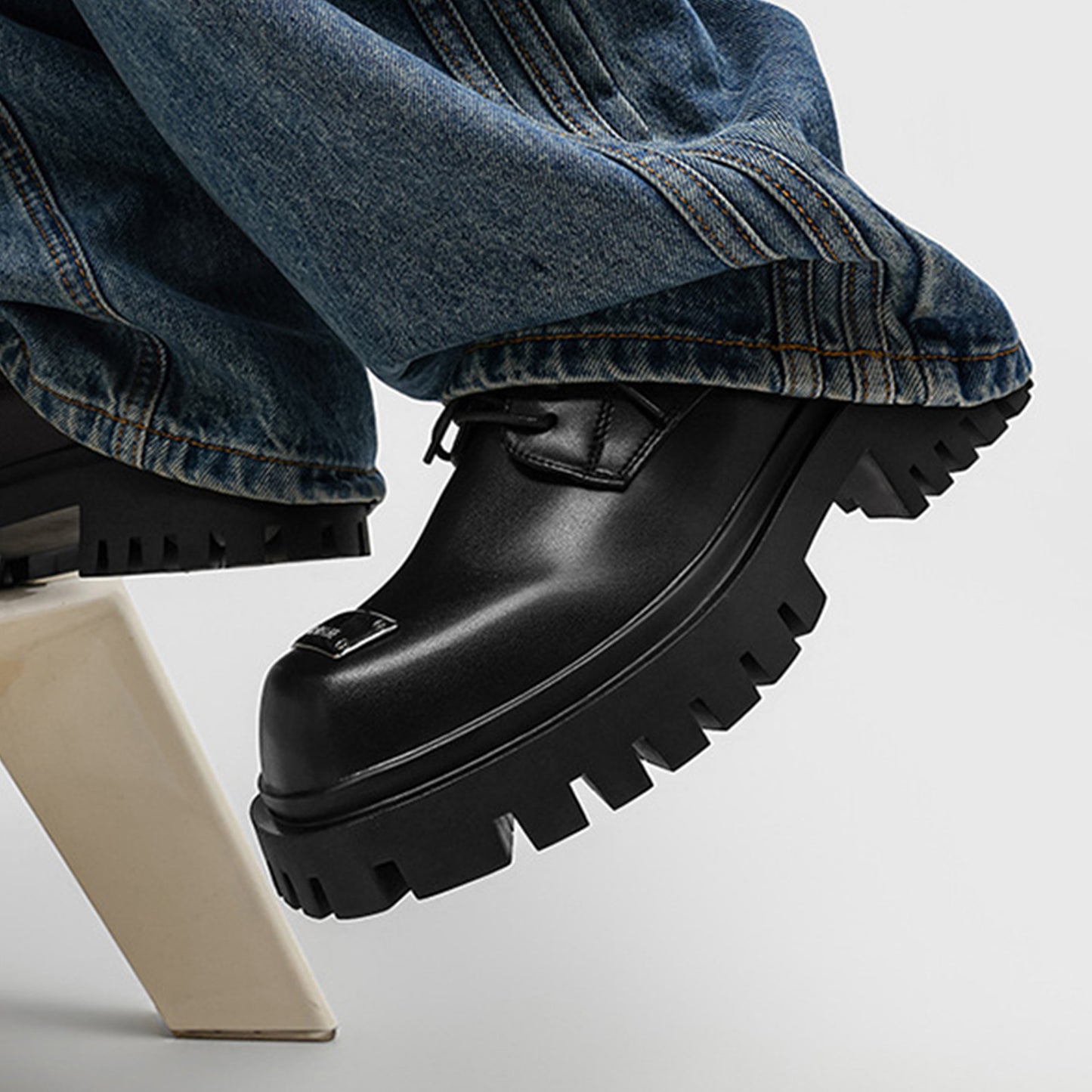 Men's Derby Shoes: Chunky Sole Lace-Up with a Signature Toe Detail