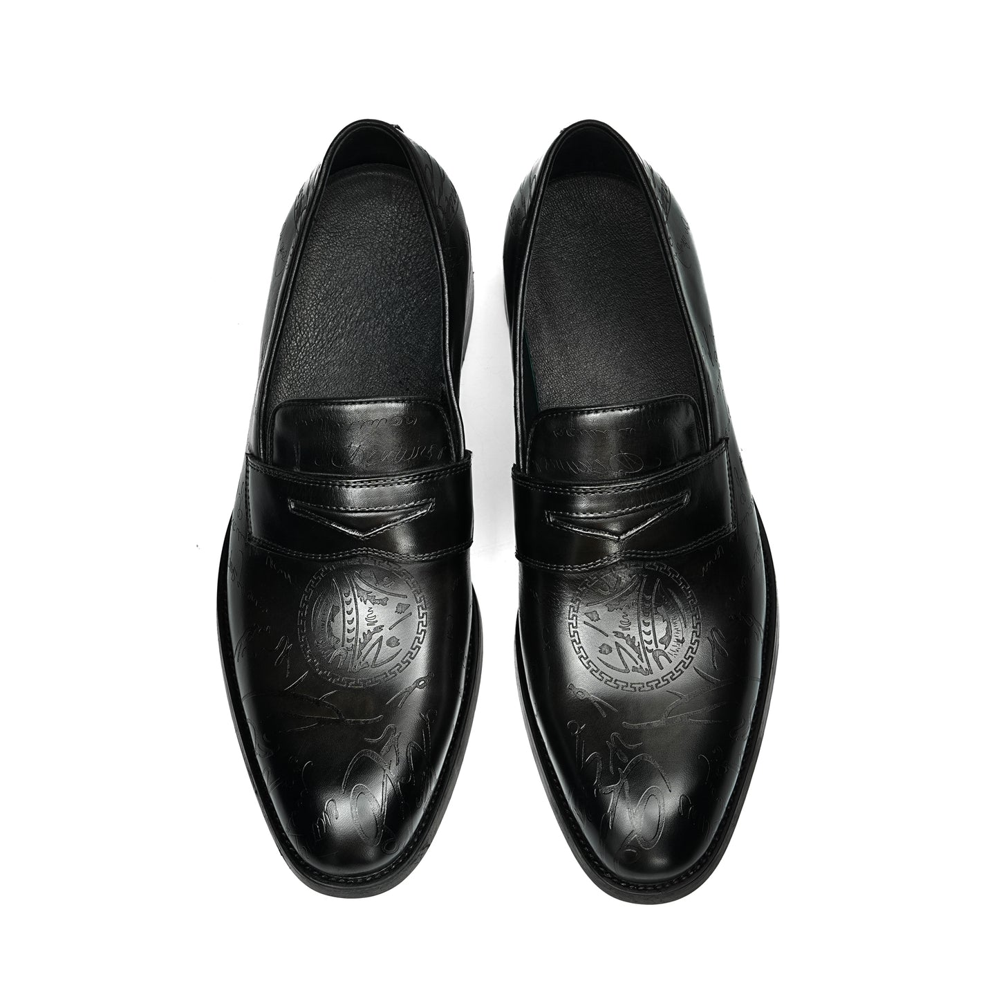 Men's Artisan-Carved Loafers: Intricate Detailing & Timeless Sophistication