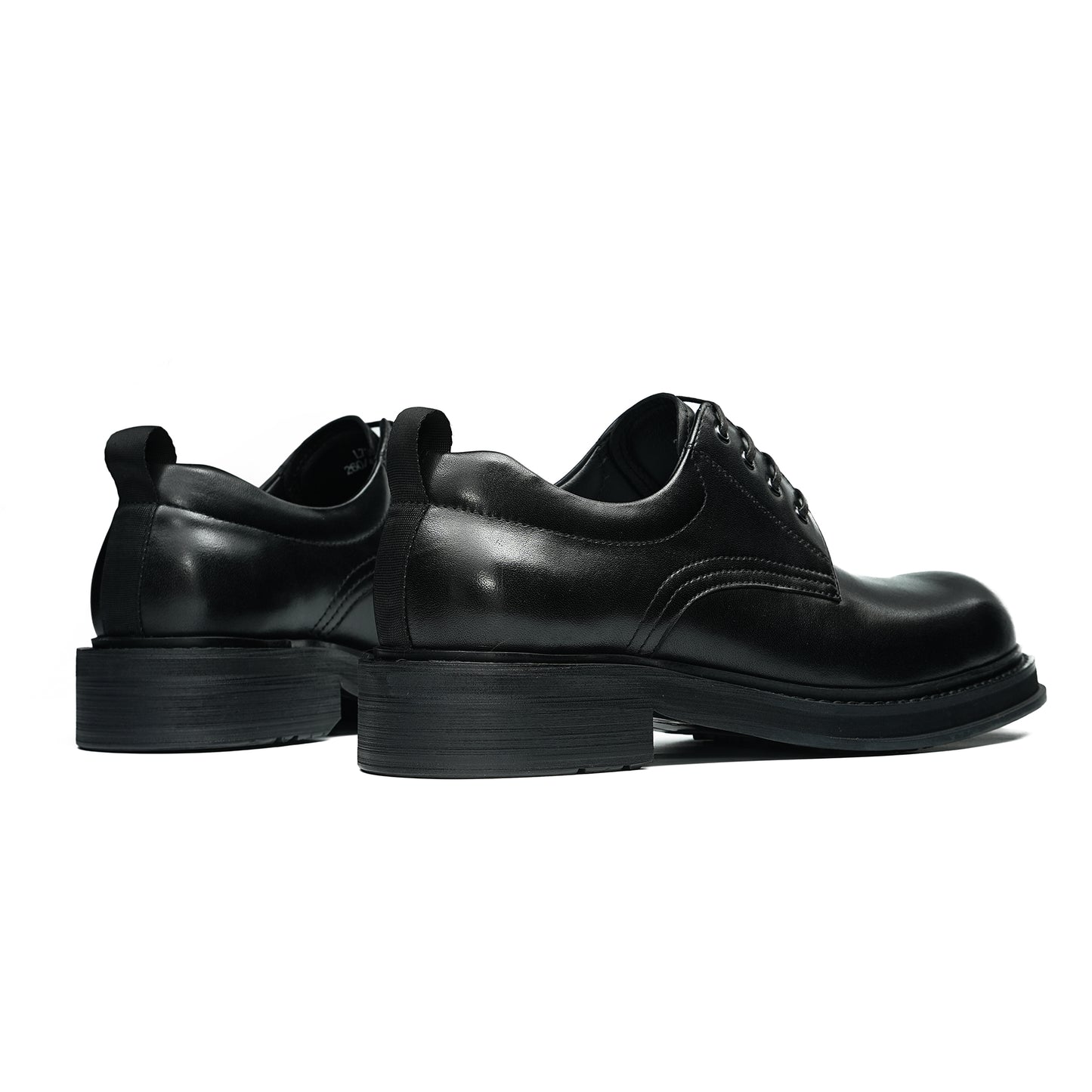 Urban Ease Men's Derby Shoes: Side Elastic Panels & Streamlined Design