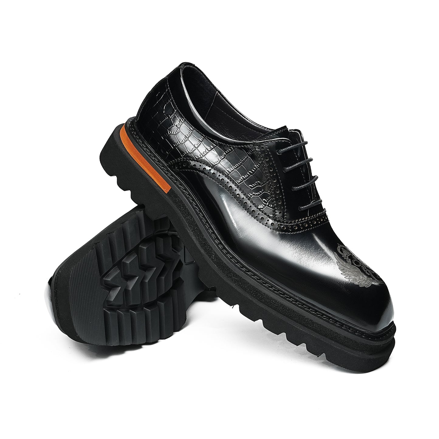 Men's Winged Oxford Shoes: Sculpted Toe Design & Timeless Elegance