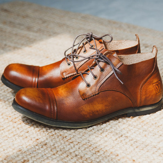Heritage-Inspired Derby Shoes: Aged Patina & Timeless Three-Eyelet Design