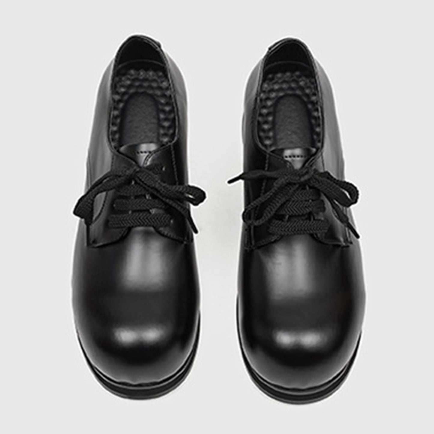 Men's Derby Shoes with a Distinct Rounded Toe & Glossy Finish