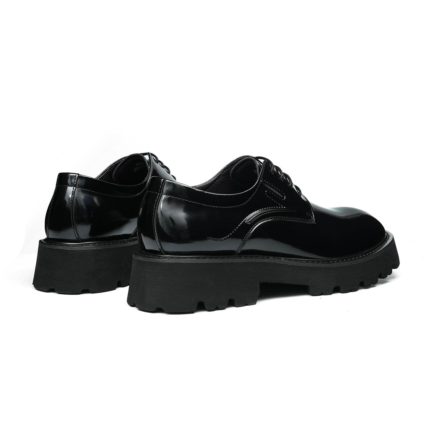 Men's Round-Toe Derby Shoes: Sculpted Sole & Timeless Craftsmanship