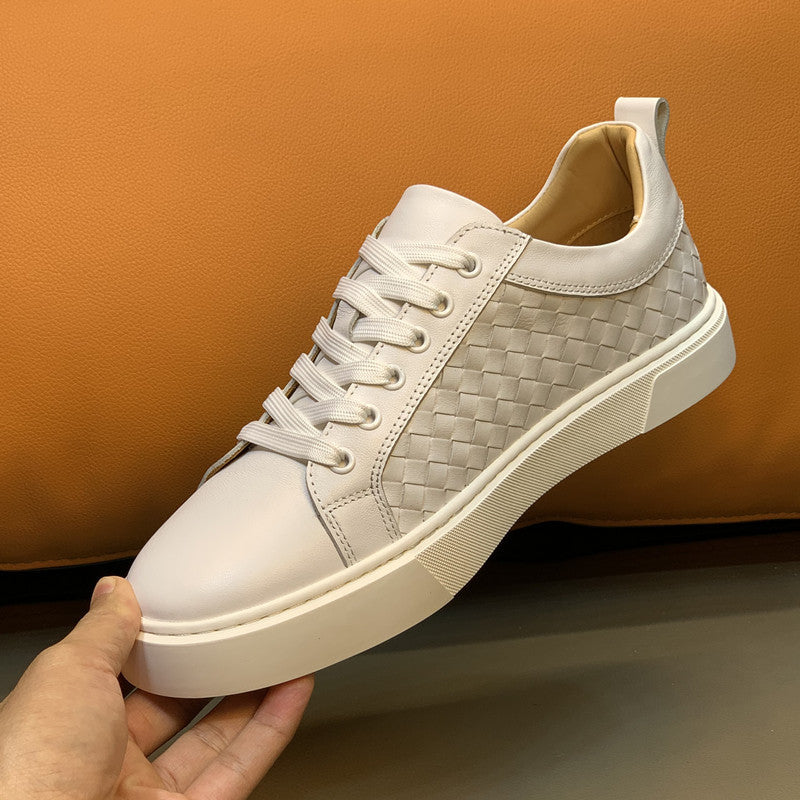 Men's Woven Panel Sneakers: Contrast Sole & Modern Textured Design