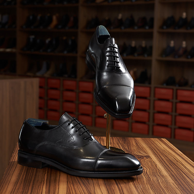 Architectural Square-Toe Men's Oxford: Modern Sophistication & Timeless Structure