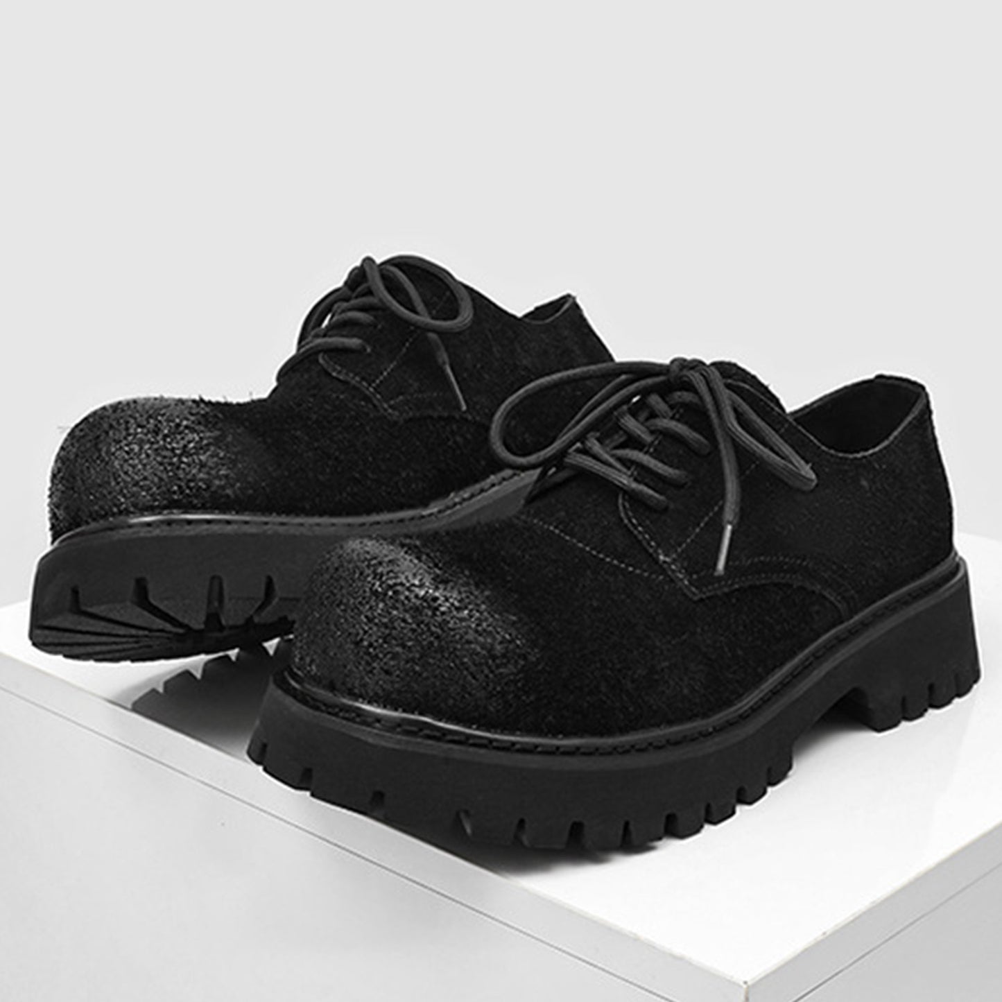 Men's Derby Shoes Retro-Textured Chunky Sole with Distressed Finish