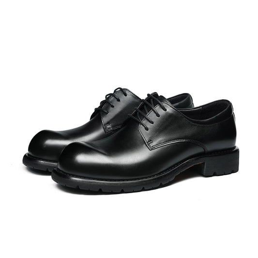 Men's Contemporary Derby: Upturned Toe & Refined Silhouette