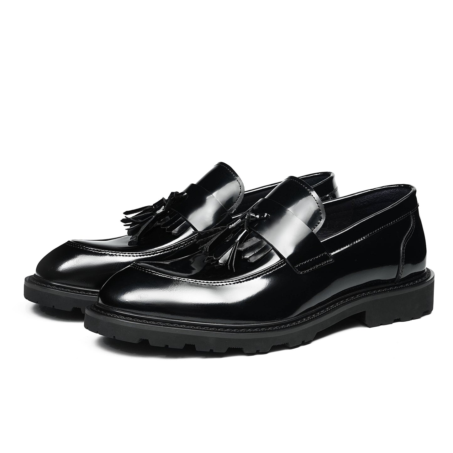 Men's Luminous Tassel Loafers: Artisan Detailing & Effortless Sophistication