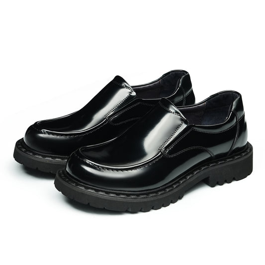 Men's Loafers: Sculpted Toe Design & Architectural Sole Definition
