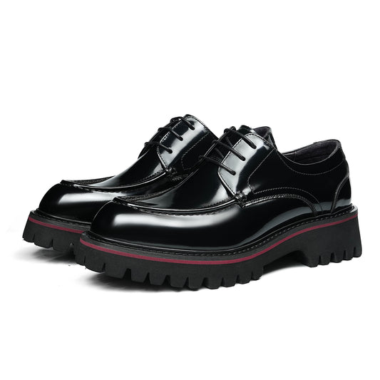 Architectural Men's Derby Shoes: Textured Sole & Structured Silhouette