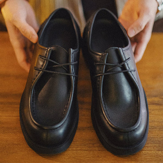 Men's Moccasins Shoes Crush on Retro: Rounded Toe Comfort & Sturdy Sole Design