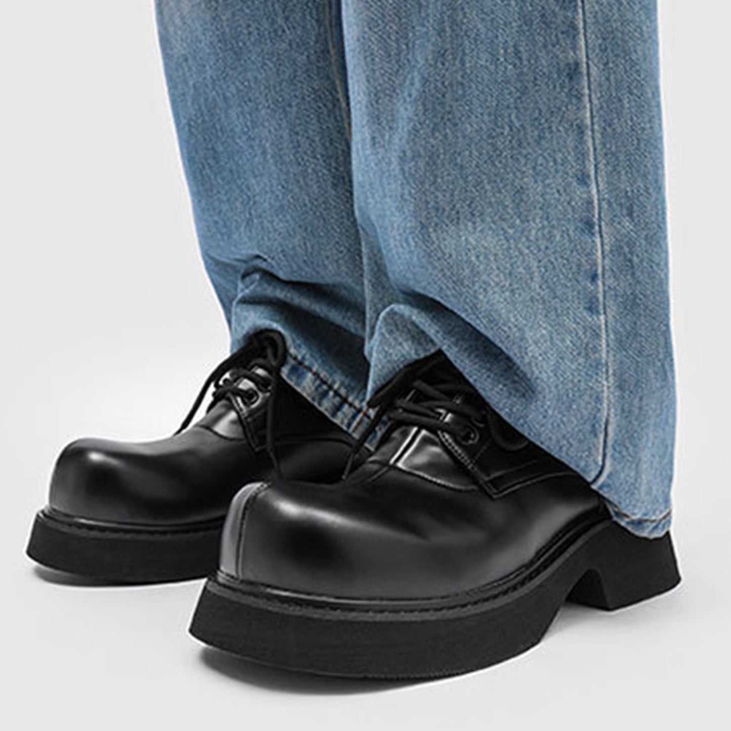 Men's Derby Cap-Toe Chunky Sole with a Modern Heavyweight Profile