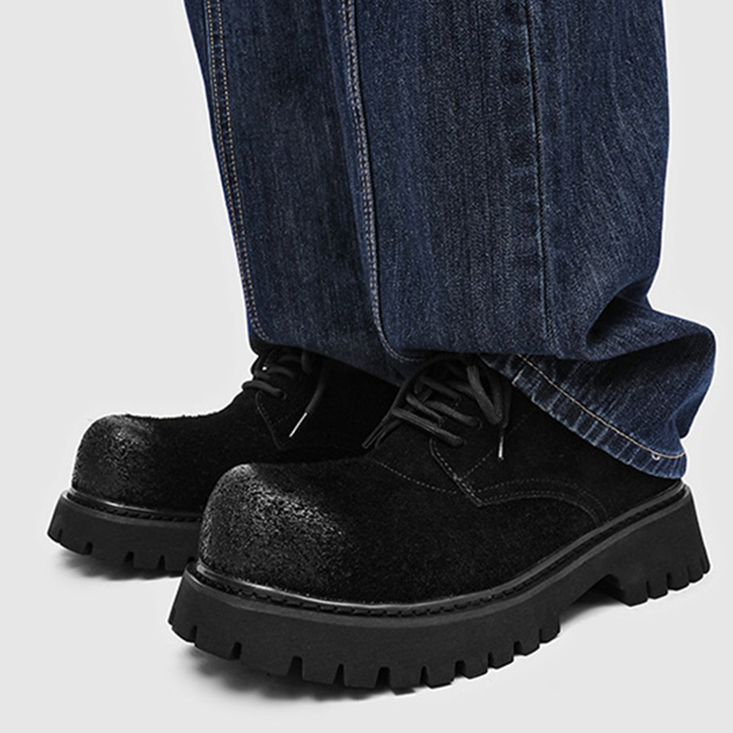 Men's Derby Shoes Retro-Textured Chunky Sole with Distressed Finish