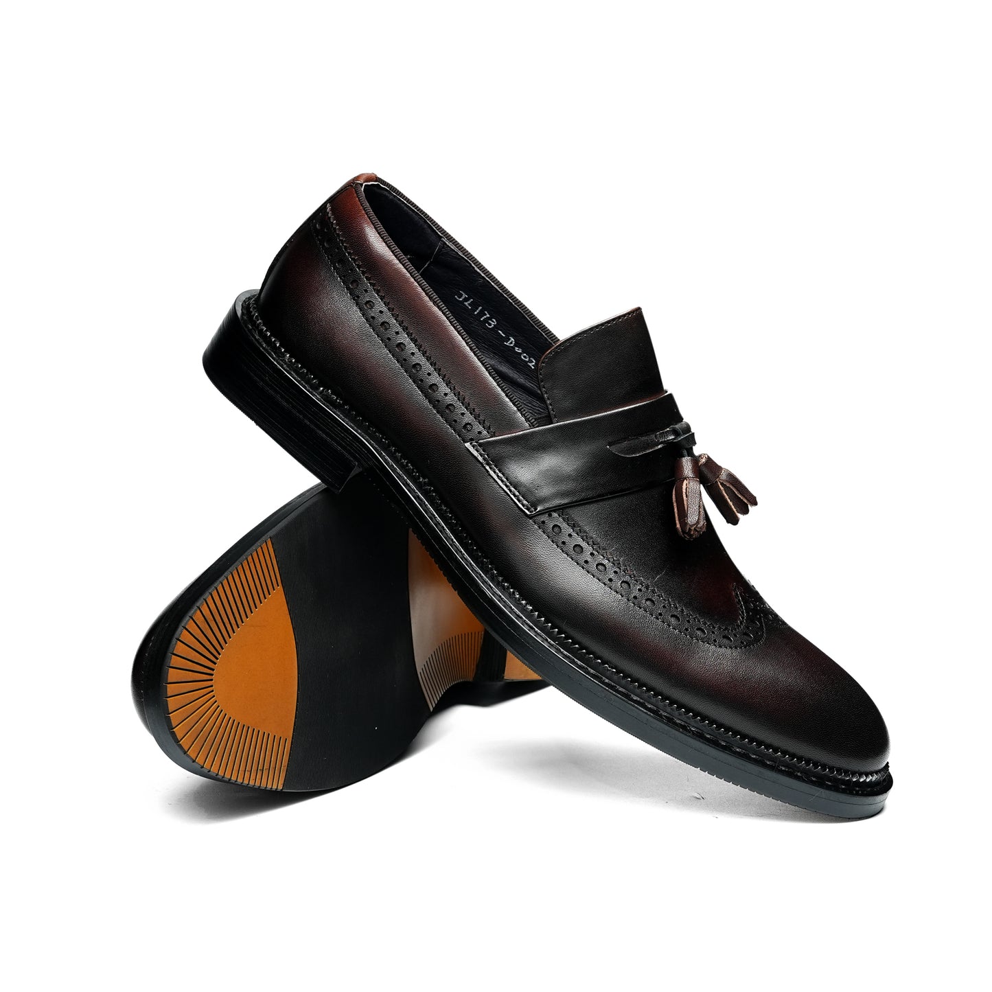 Artisan-Carved Men's Loafers: Intricate Brogue Artistry & Effortless Sophistication