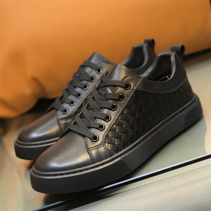 Men's Woven Panel Sneakers: Contrast Sole & Modern Textured Design