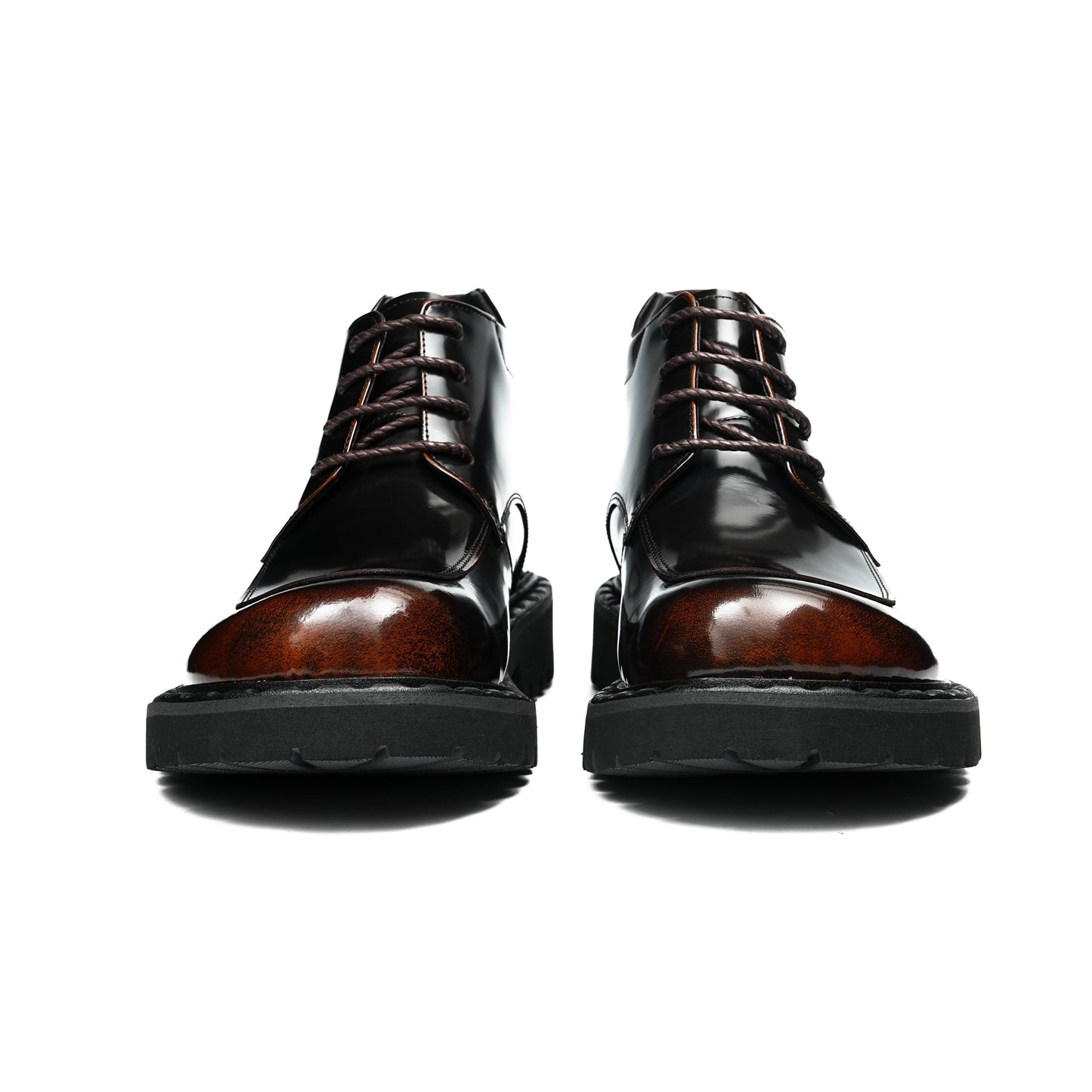 Heritage-Inspired Men's Martin Boots: Classic Lace-Up Design & Robust Sole