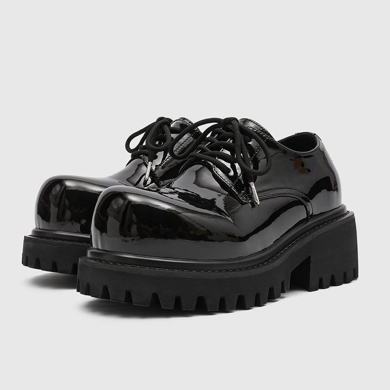 Men's Derby Shoes: Gloss Lace-Up with a Bold & Sculpted Sole