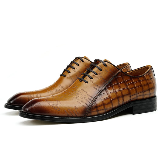 Men's Oxford Shoes - Embossed Detailing
