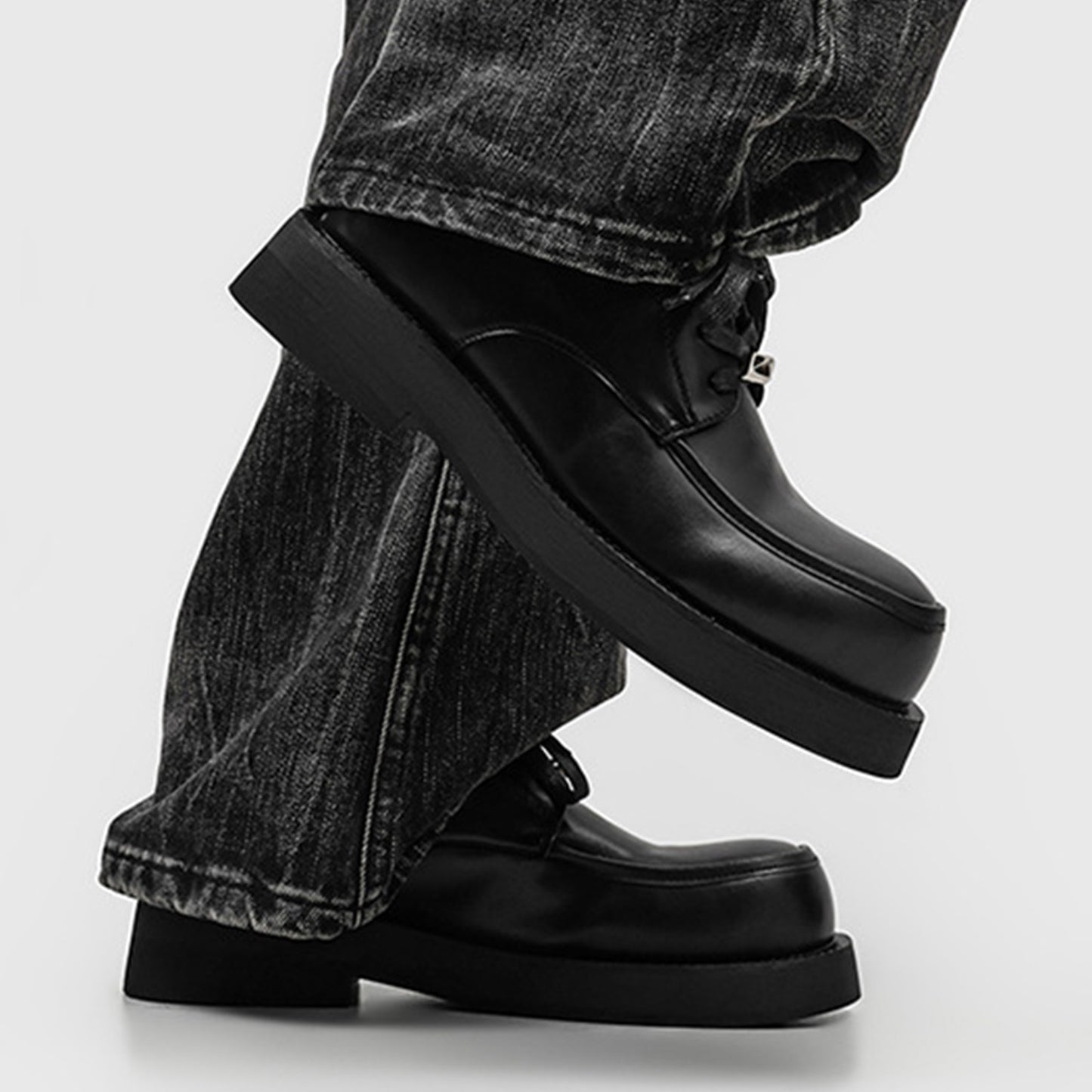 Men's Derby Shoes: Chunky Sole & Bold Hardware Accent Statement