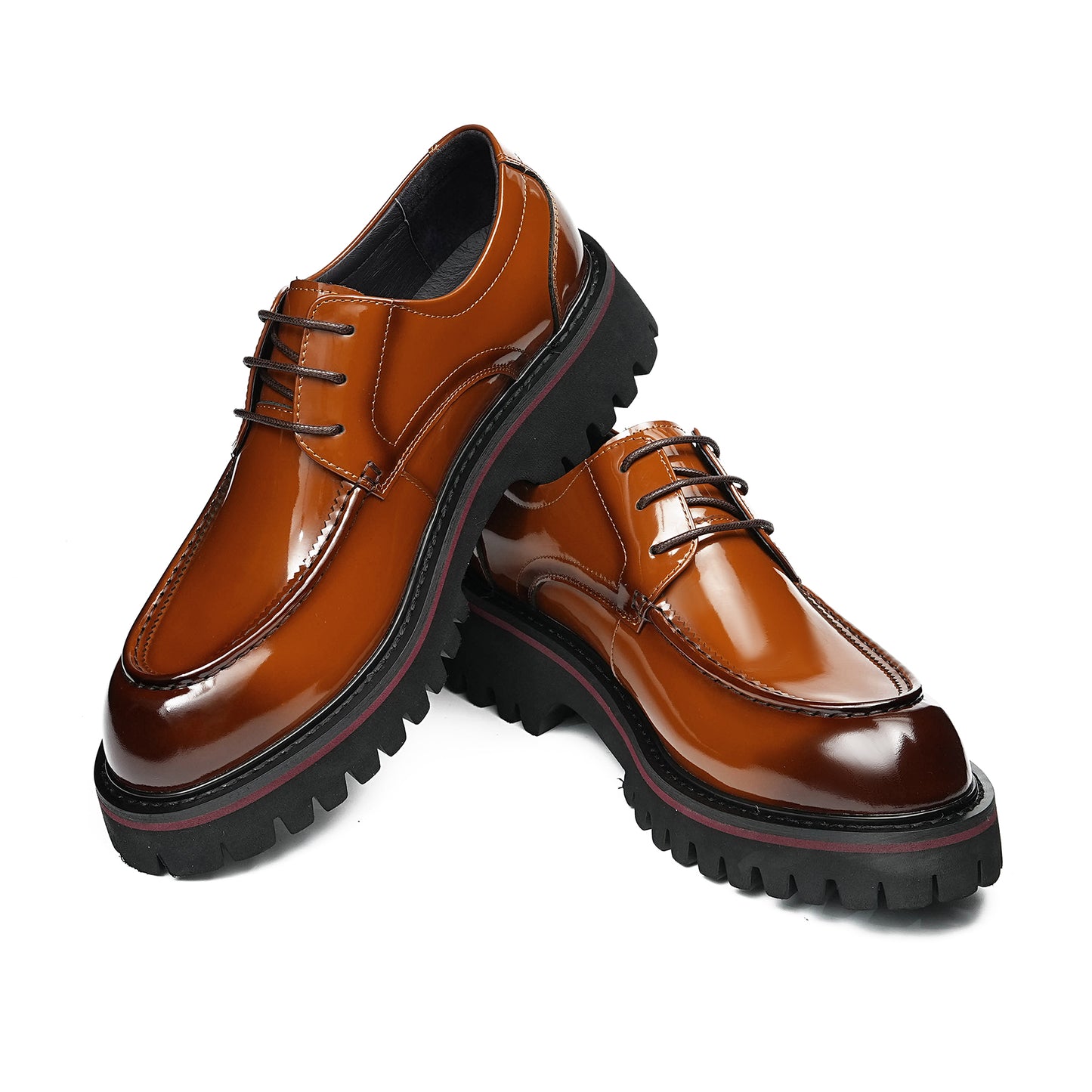 Architectural Men's Derby Shoes: Textured Sole & Structured Silhouette