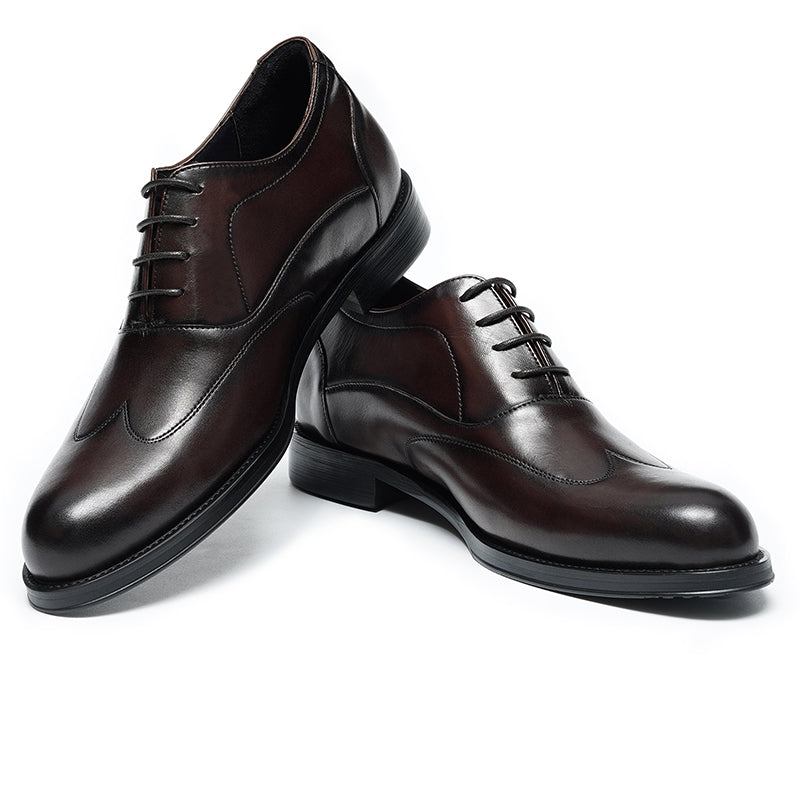 Men's Oxford Shoes - Polished Leather & Secure Lace Design