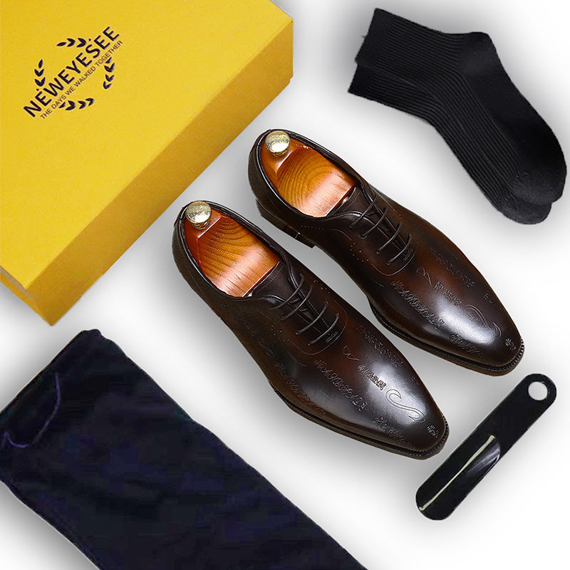 Men's Engraved Oxford Shoes - Artisan Patterns & Polished Finish