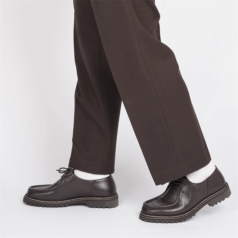 Men's Moccasin Shoes: Rounded Toe with Decorative Stitching and Lacing