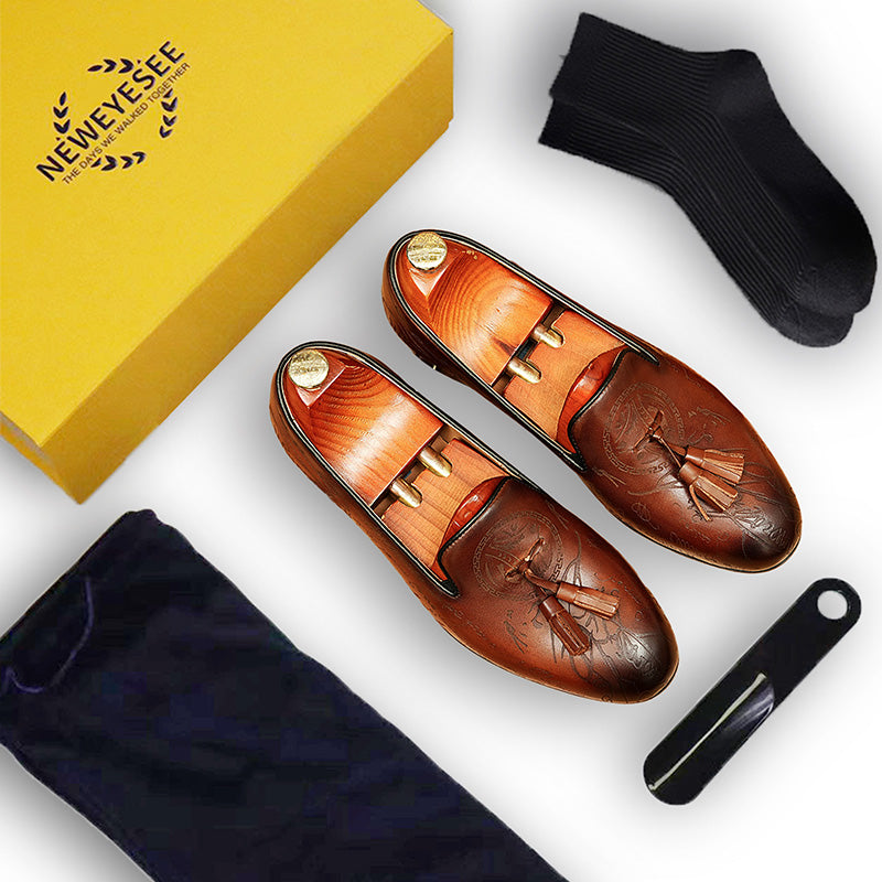 Men's Tassel Loafers - Embossed Design
