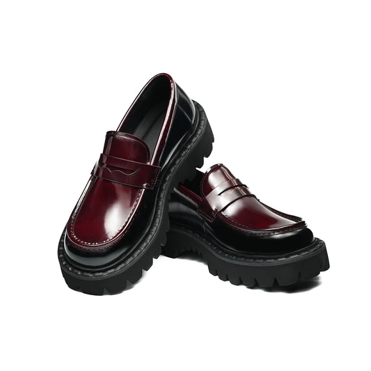 Men's Lustrous Leather Loafers: Contoured Comfort & Terrain-Savvy Foundation