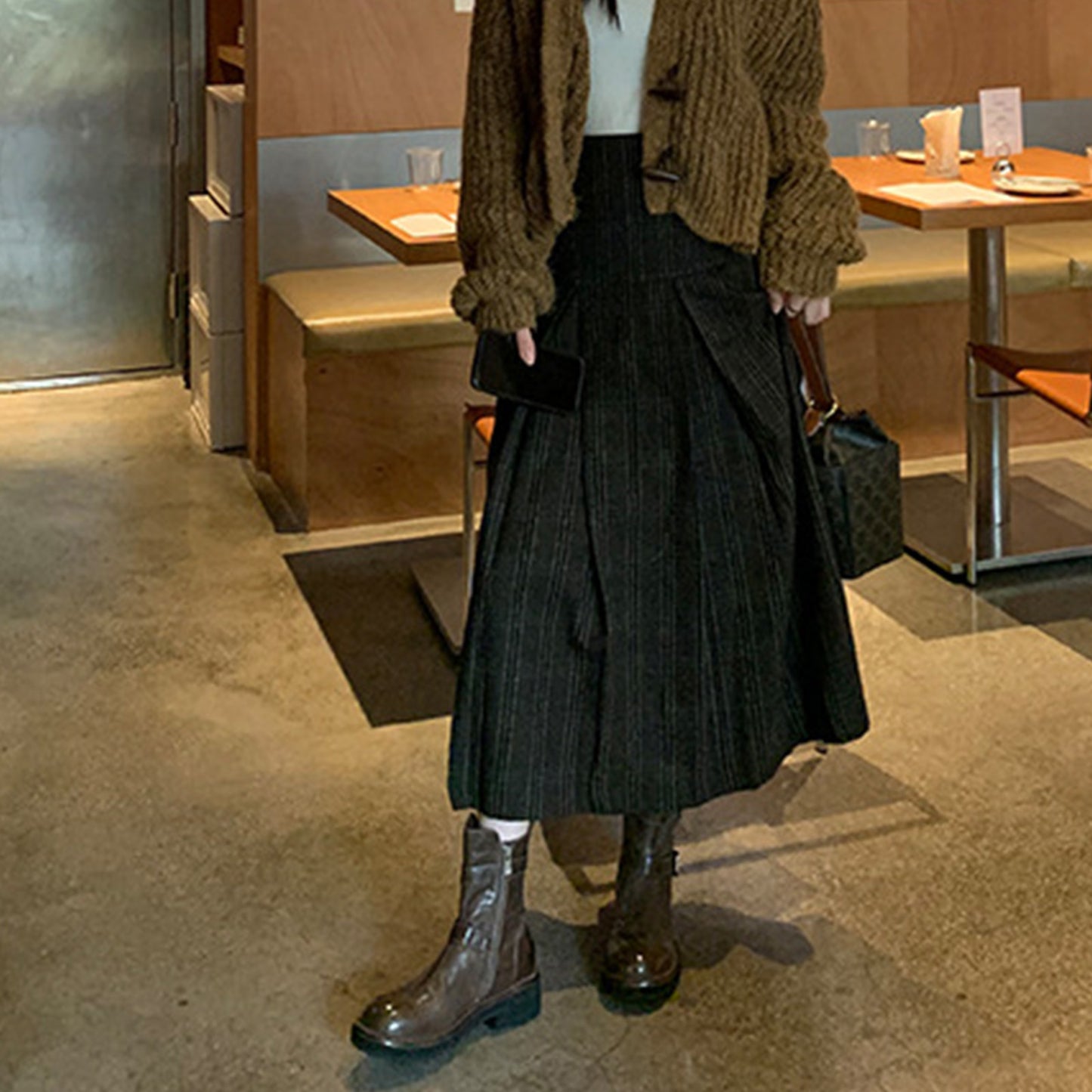 Women's Edgy Buckle Boots: Statement Dual Straps & Sleek Side-Zipper Access