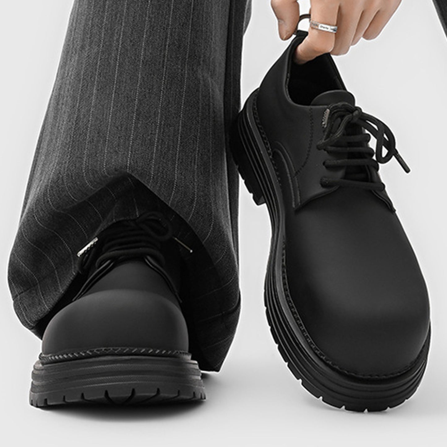 Men's Derby Shoes Chunky Sole with a Modern Rounded Toe