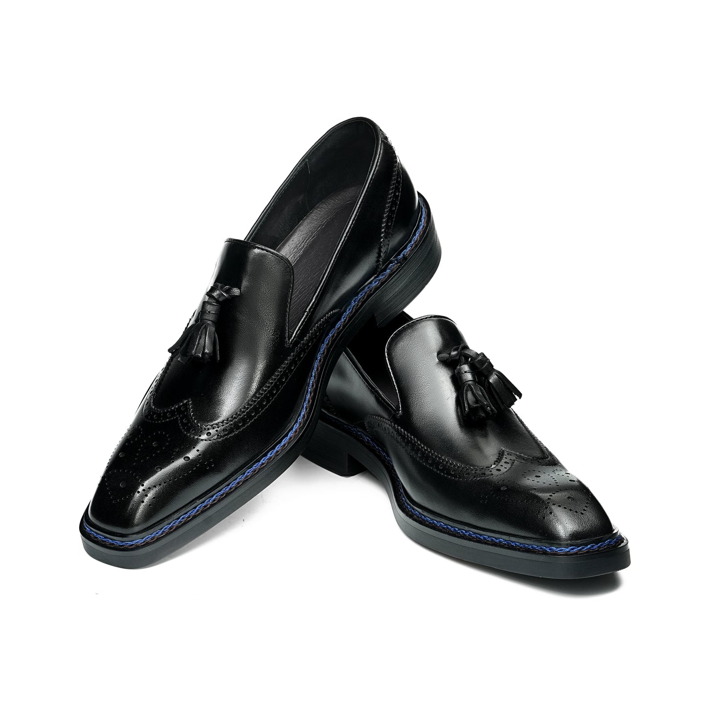 Artisan-Carved Men's Loafers: Swinging Tassel Accents & Refined Comfort