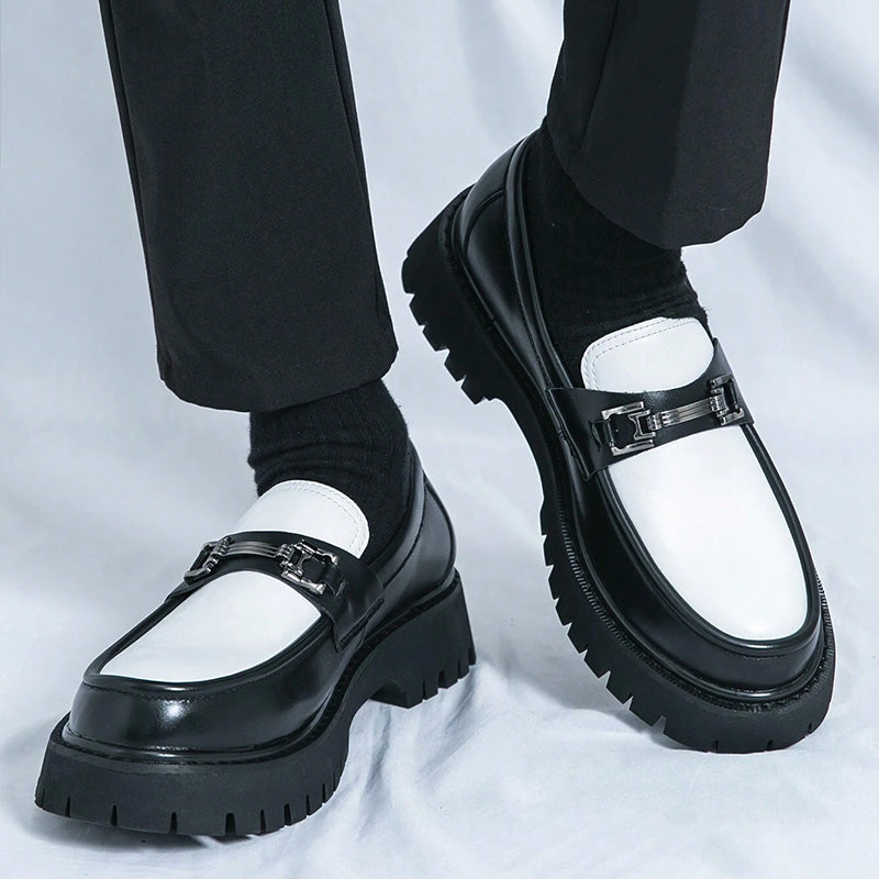 Contrast Men's Loafer: Sculpted Sole & Refined Metal Detail