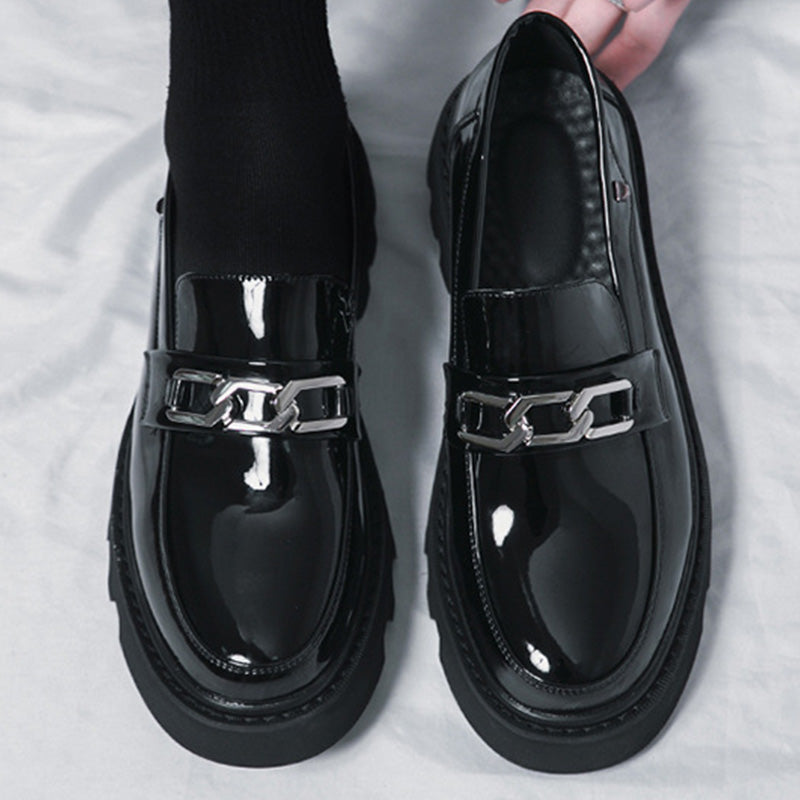 Sculptural Chain Men's Loafers: Architectural Sole & Sleek Silhouette