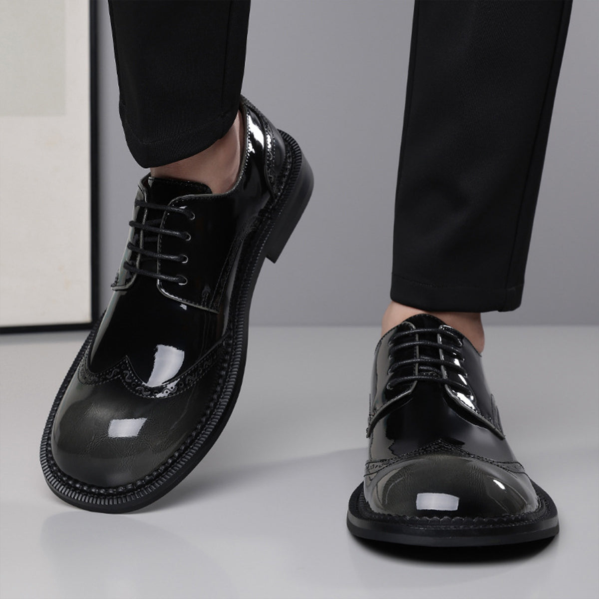 Men's Glossy Brogue Derby Shoes | with Contrast Panels